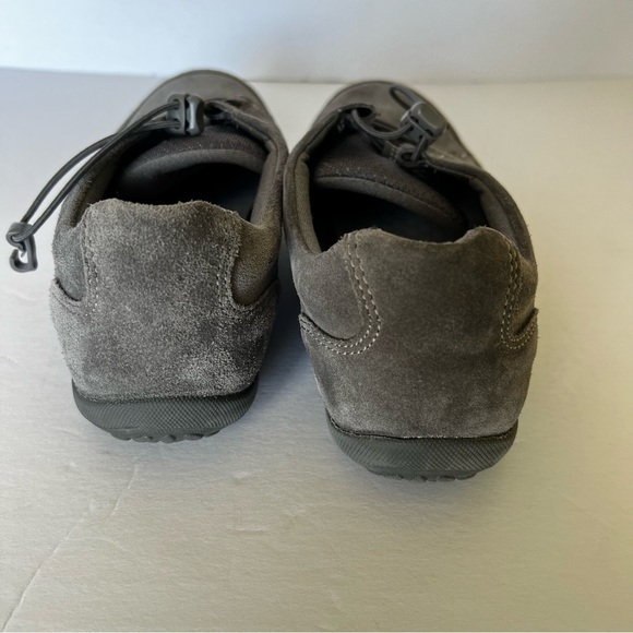 Clark’s Collection Suede Haley Rhea Bungee Slip on in Gray size 8 - Picture 2 of 11